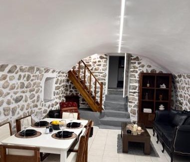 Omales House | Lithos Areopoli Traditional House
