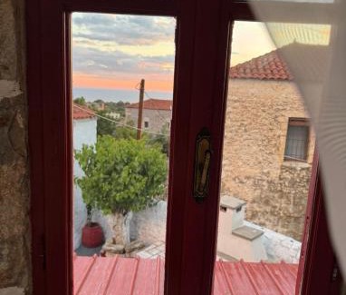 Omales House | Lithos Areopoli Traditional House