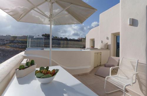 Santorini Apartment | Lithos Houses
