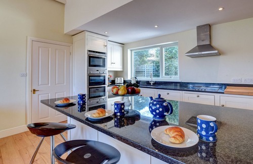 Helford House | Lithuanica - Four Bedroom House, Sleeps 10