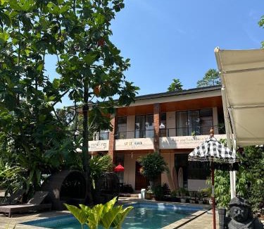 Parung Villa | Little Bali Villa