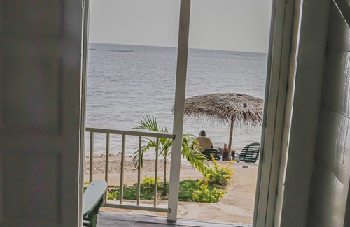 Little Bay Cottage | Little Bay Hideaway