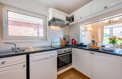 Seaford House | Little Breacon - Two Bedroom House, Sleeps 6