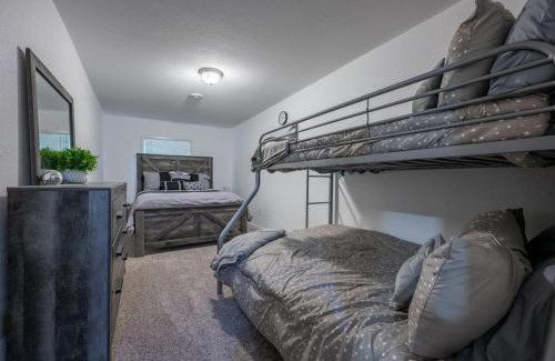 Northeast Itasca House | Little Buck Camp - Pet Friendly Game Room