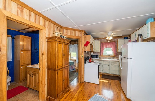 Laclede County Cabin | Little Cabin on the BIG Niangua!