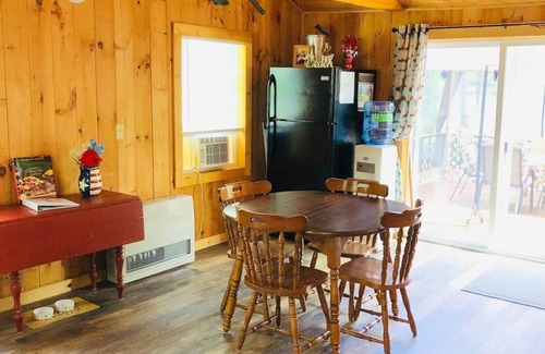 Croydon House | Little Cabin Retreat Waterfront Access/Dog Welcome