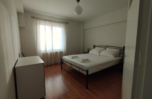 Karlovassi Apartment | Little Citrus Yard
