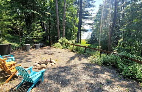 Cameron Ski Chalet | Little Cottage On Prairie - Prairie Lake That Is!