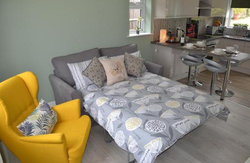 Salisbury Apartment | Little Dene Apartment