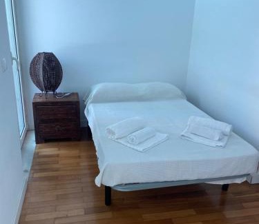 Linda-a-Pastora House | Little double room in a House with pool near the beach