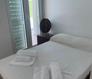 Linda-a-Pastora House | Little double room in a House with pool near the beach