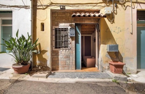 Messina Apartment | Little house central and complete with everything