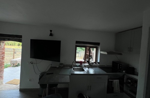 Bagnols-en-Foret Other | Little house on the farm, for animal lovers