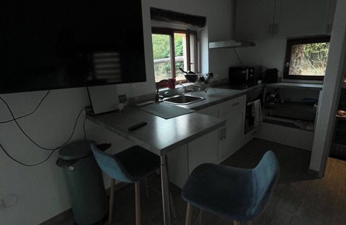 Bagnols-en-Foret Other | Little house on the farm, for animal lovers