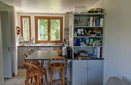 Viviers-du-Lac House | Little house of happiness, large garden, close to the lake. Breathtaking view.