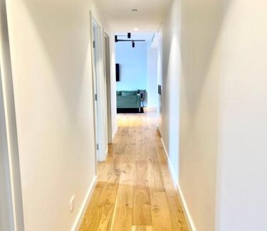 Fremantle Apartment | Little Lane Apartments Comfortable and Chic Heart Of Fremantle New Fully Equiped 2 Double Beds and 2 bathrooms Large balcony 1 Free car bay