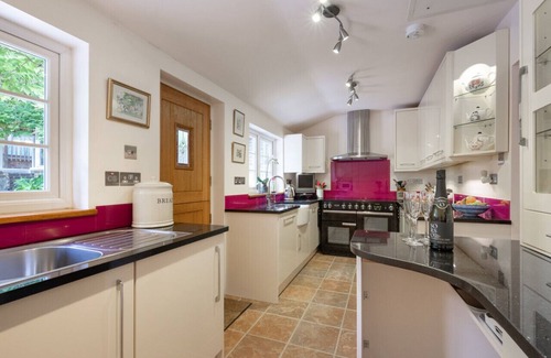 Heathfield House | Little Ponds - Three Bedroom House, Sleeps 6
