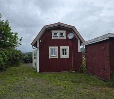 Uddevalla Municipality House | Little Red House in the Prairie