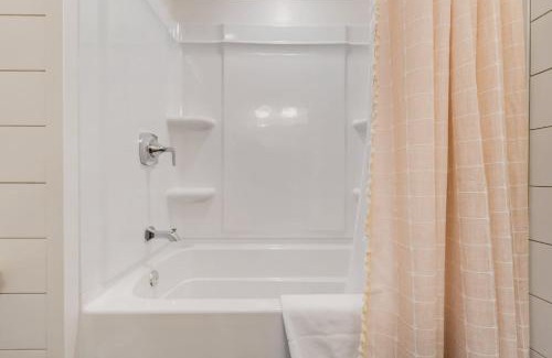 Cedarburg House | Little Red House
