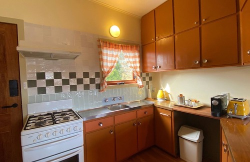 Anglers Reach House | Little Robin Escape - Lakefront - views galore