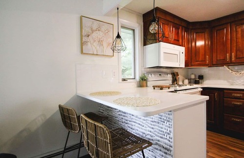 North East Cottage | Little slice of Heaven experiencing Lake Erie - private beach access