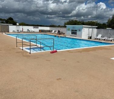 Chichester Ski Chalet | Little Spain