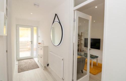 Kingsbridge House | Little Starboard