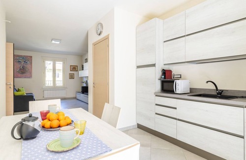 Venezia Nuova Apartment | Little Venice Bright Apartment with Balcony!