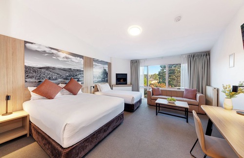Bathurst Hotel | Littomore Hotel on Stewart, Bathurst