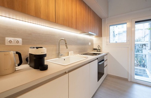 Mets Apartment | LIV - Captivating Apartment in Pagrati