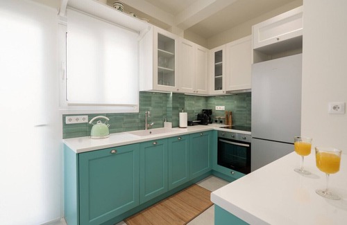 Exarhia Apartment | LIV - Charming 3BD in Athens Vibrant Downtown
