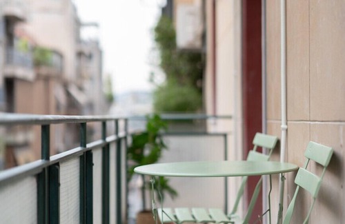 Exarhia Apartment | LIV - Charming 3BD in Athens Vibrant Downtown