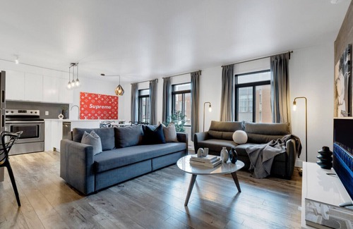Plateau Mont Royal Apartment | LiV MTL Urban-4 Spacious 2BR Deluxe Downtown MTL