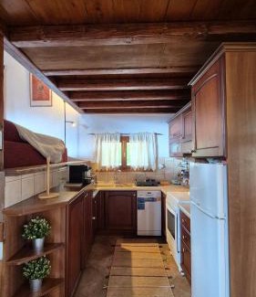 Arachova House | Livadi Hideway Chalet by Ski Alure