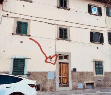 Isolotto Apartment | Live As Florentine
