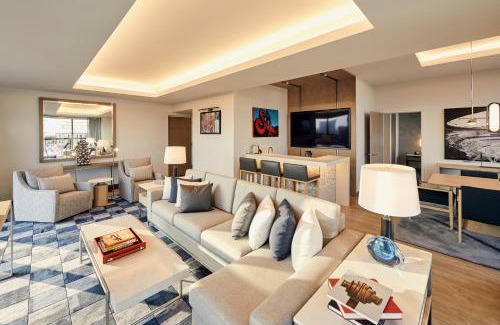 Downtown St. Louis Hotel | Live! by Loews - St. Louis