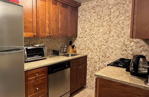 Turtle Bay House | LIVE LIKE A NATIVE NEW YORKER, COZY STUDIO APARTMENT