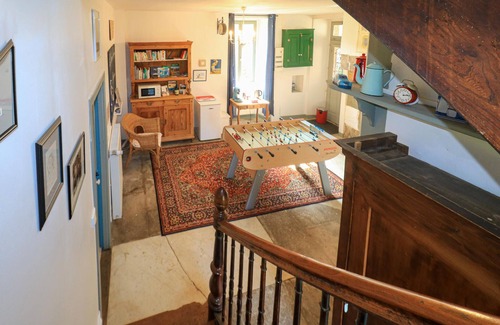 Treverec House | Live stately and family in this beautiful vacation home in Trévérec.