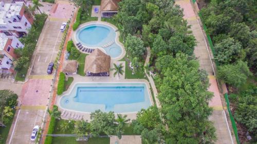 Jacinto Pat Apartment | Liverté Condos- Downtown Apartments with Pool