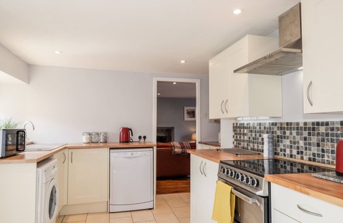 Tomintoul Cottage | LIVET COTTAGE, pet friendly, with open fire in Tomintoul