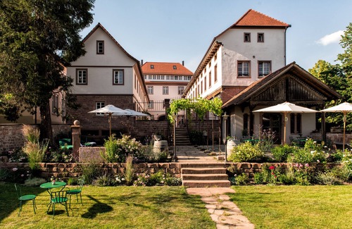Lahr Apartment | Living in a listed building, suitable for senior citizens on the ground floor