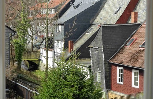 Goslar House | Living in a monument at the foot of the Imperial Palace/Goslar Old Town/Holiday home