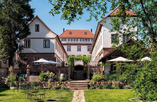 Lahr Apartment | Living in an old cigar factory