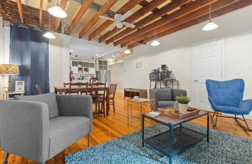 Southeast Bed & Breakfast | Living on The Edge of Capitol Hill