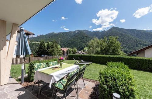 San Pietro Apartment | Living Puez