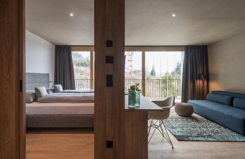 Toster Apartment | Livingreen Residences
