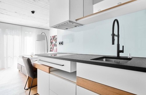 Berg Apartment | Livisit Bergpartment 38 - Doppelbettzimmer 27 qm - mit Küchenzeile und Bad