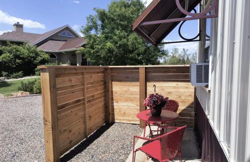 Loveland House | Llama-Stay at Spooky Tooth Ranch - Mtn Views!
