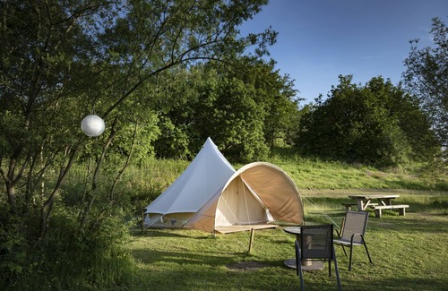 Mouldsworth RV Rental | Lloyds Meadow Glamping Delamere Chester