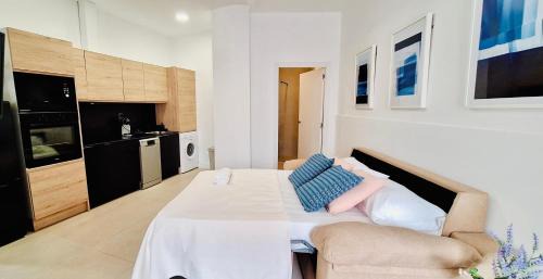 En Corts Apartment | LObjet trouvé